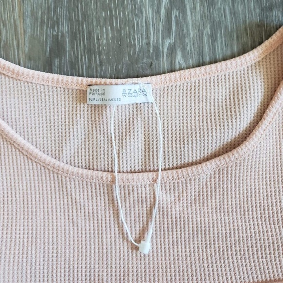 Zara tops never worn - Picture 5 of 6